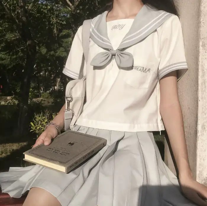女子高中生